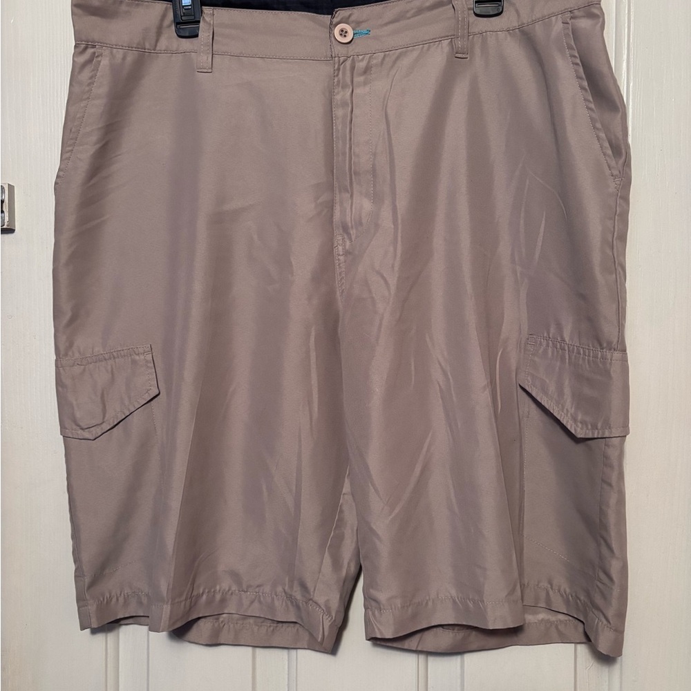 Men's Tan Cargo Shorts
